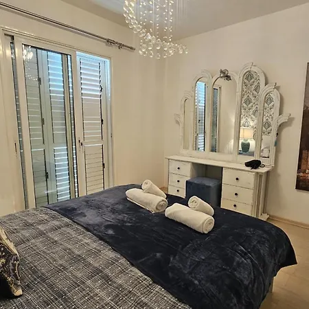 Alex's House 別荘 Strovolos